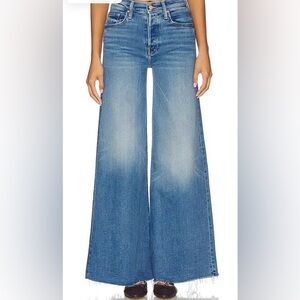 Women's MOTHER the tomcat roller fray Blue Flared Jeans